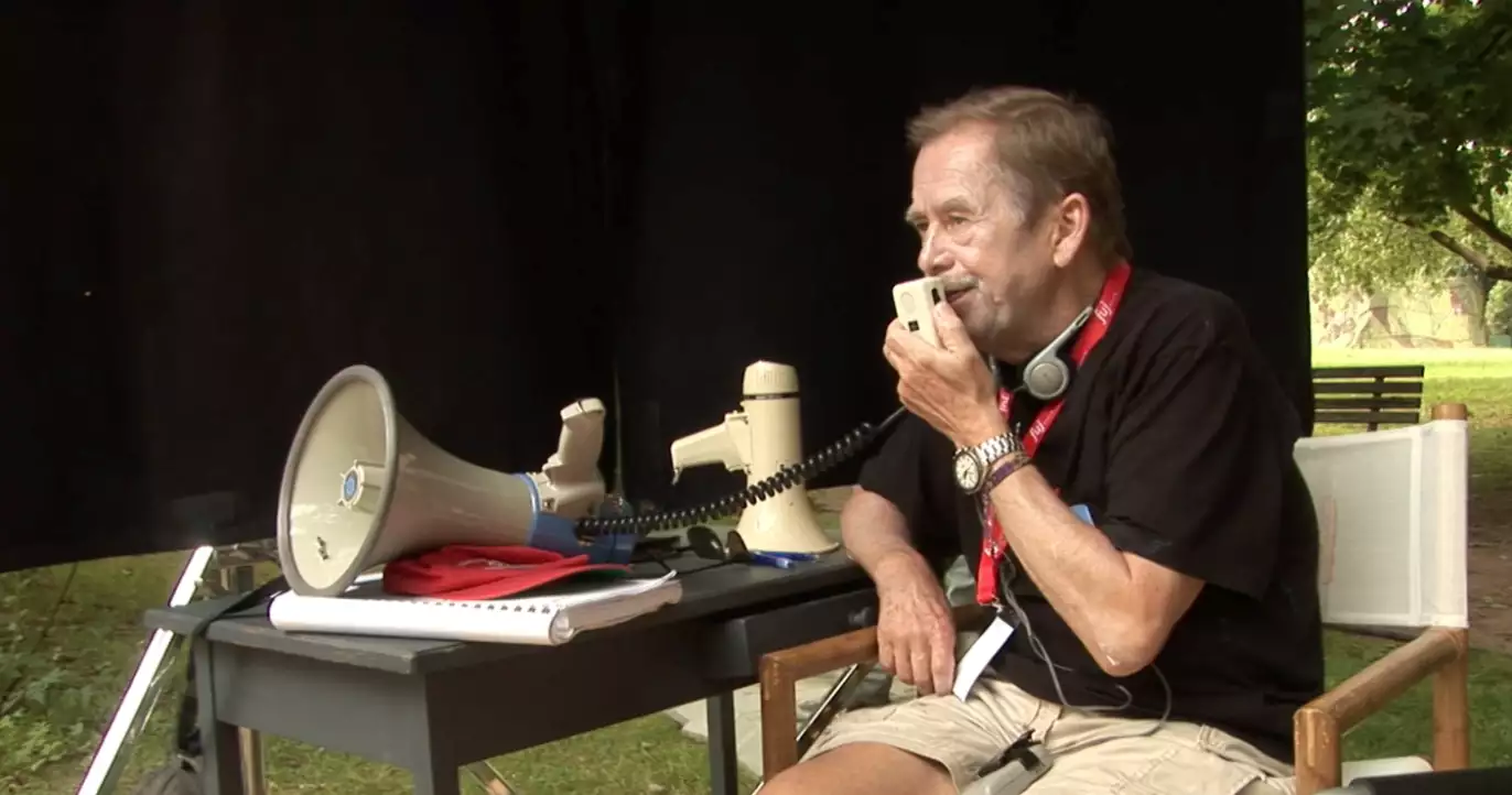 Havel Speaking, Can You Hear Me?
