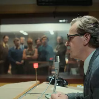 Waves enter the 2024 Oscar race
