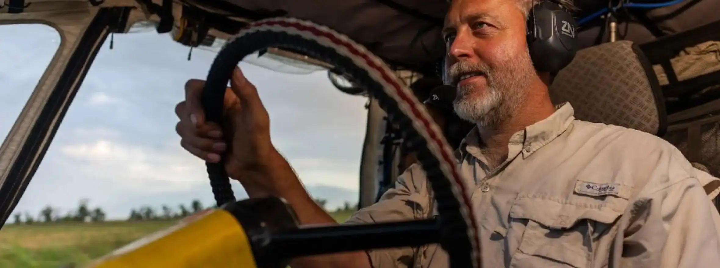 Žlutou žábou do země modrého nebe