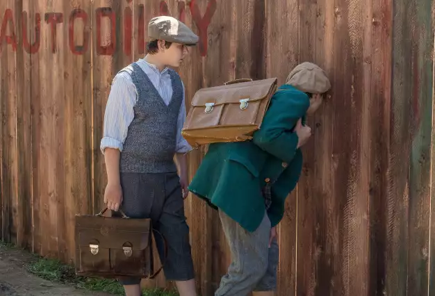 A Man Clear of Gravity